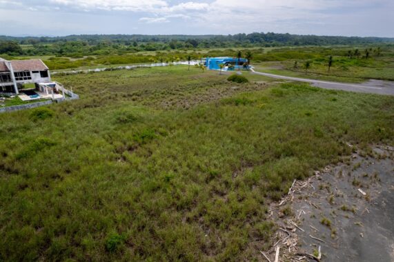 00005822.L0-12